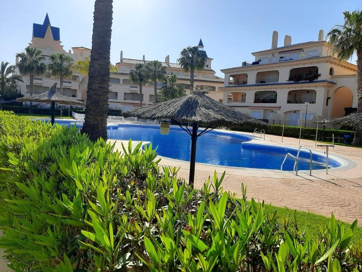 רוטה Hochwertiges Haus In Wunderschoener Golf Anlage Am Meer מראה חיצוני תמונה