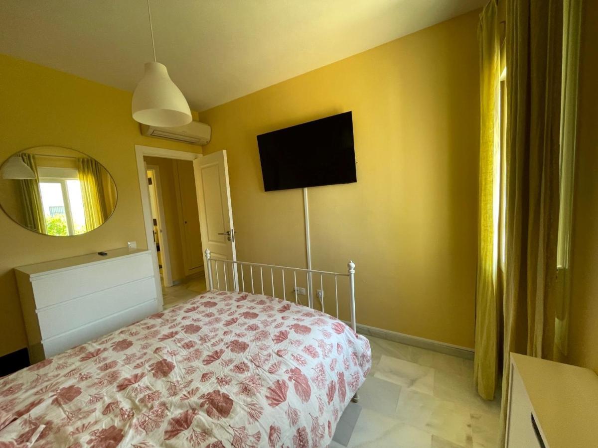 רוטה Hochwertiges Haus In Wunderschoener Golf Anlage Am Meer מראה חיצוני תמונה