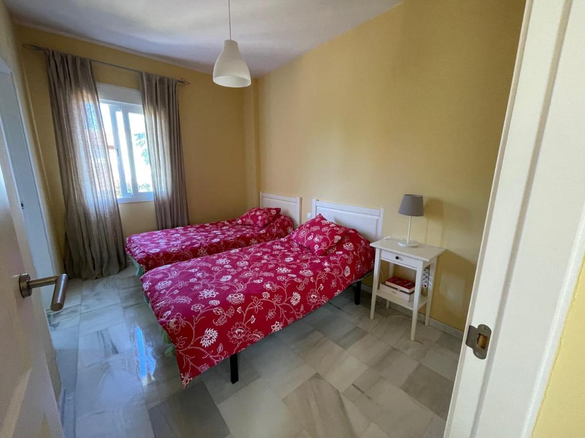 רוטה Hochwertiges Haus In Wunderschoener Golf Anlage Am Meer מראה חיצוני תמונה
